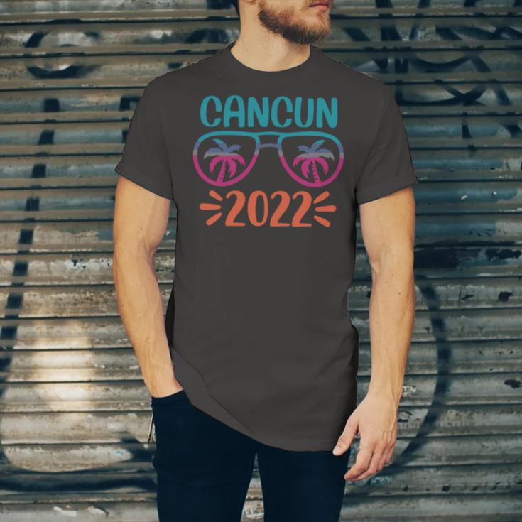 Family Vacation 2022 Cancun Unisex Jersey Short Sleeve Crewneck Tshirt