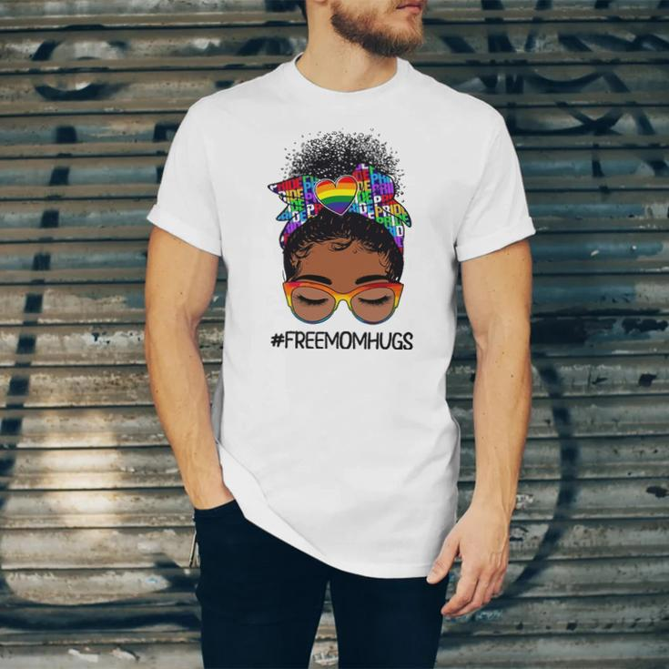 Black Free Mom Hugs Messy Bun Lgbtq Lgbt Pride Month Jersey T-Shirt