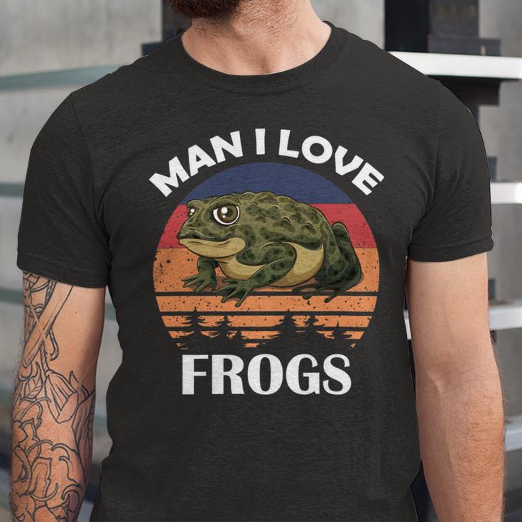 Man I Love Frogs Funny Retro Frog Unisex Jersey Short Sleeve Crewneck Tshirt