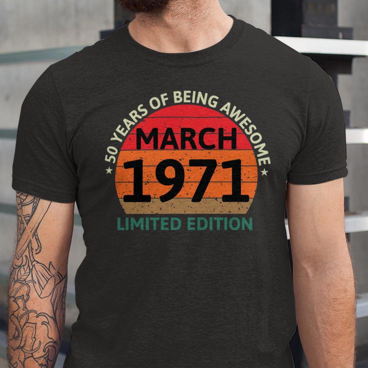 March 1971 50 Years Old Retro Vintage 50Th Birthday V2 Unisex Jersey Short Sleeve Crewneck Tshirt