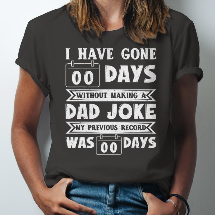I Have Gone 0 Days Without Making A Dad Joke Fathers Day Jersey T-Shirt