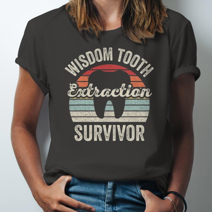 Retro Vintage Wisdom Tooth Extraction Survivor Dentist Jersey T-Shirt