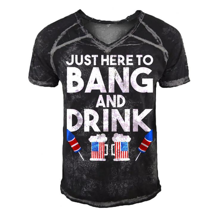 4Th Of July Drinking And Fireworks Just Here To Bang & Drink  Men's Short Sleeve V-neck 3D Print Retro Tshirt