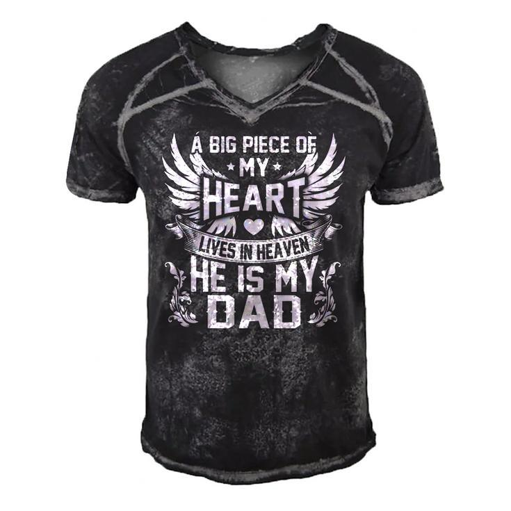 A Big Piece Of My Heart Lives In Heaven He Is My Dad Miss Men's Short Sleeve V-neck 3D Print Retro Tshirt