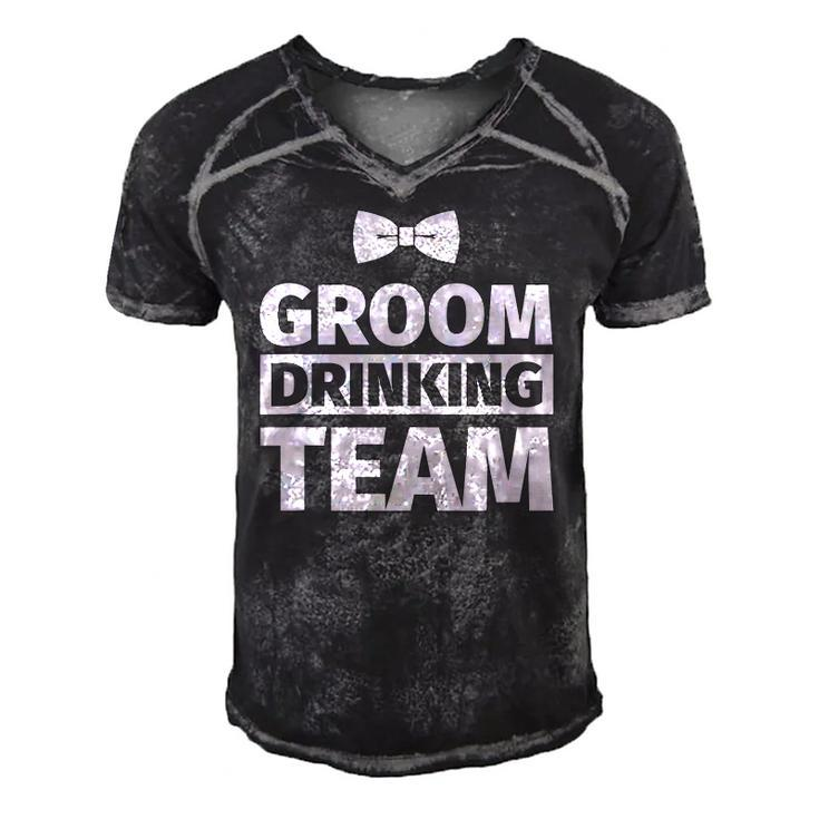 Bachelor Party - Groom Drinking Team Men's Short Sleeve V-neck 3D Print Retro Tshirt