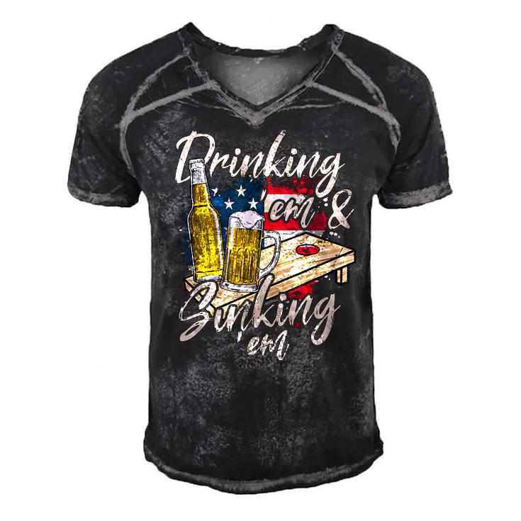 Cornhole Beer Drinking Em Sinking Em 4Th Of July  Men's Short Sleeve V-neck 3D Print Retro Tshirt