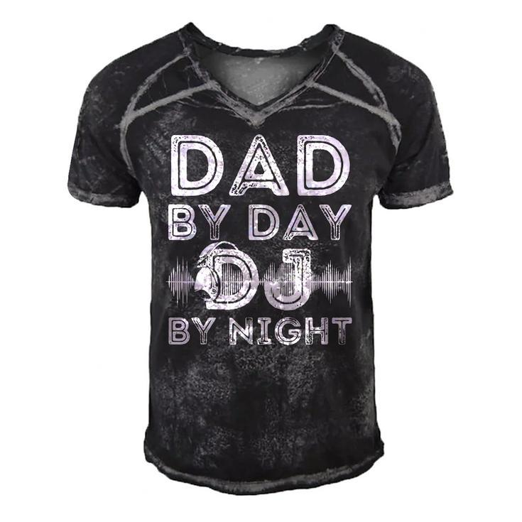 Dad By Day Dj By Night Funny Mens Disc Jockey Dj Player Men's Short Sleeve V-neck 3D Print Retro Tshirt