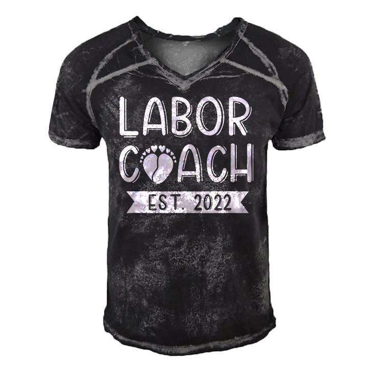 Daddy Labor Coach Est 2022 Baby Announcement Dad To Be Men's Short Sleeve V-neck 3D Print Retro Tshirt