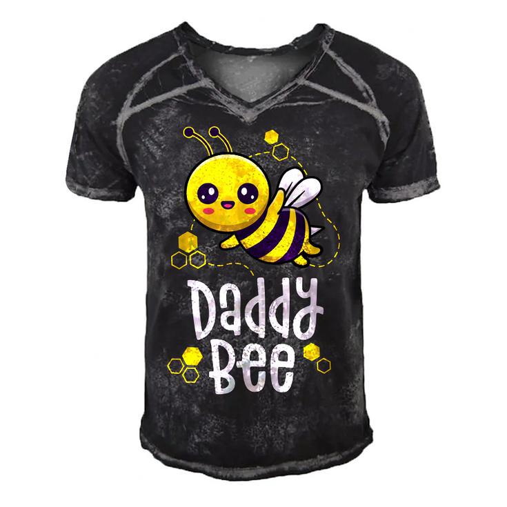 Family Bee  Dad Daddy First Bee Day Outfit Birthday  Men's Short Sleeve V-neck 3D Print Retro Tshirt