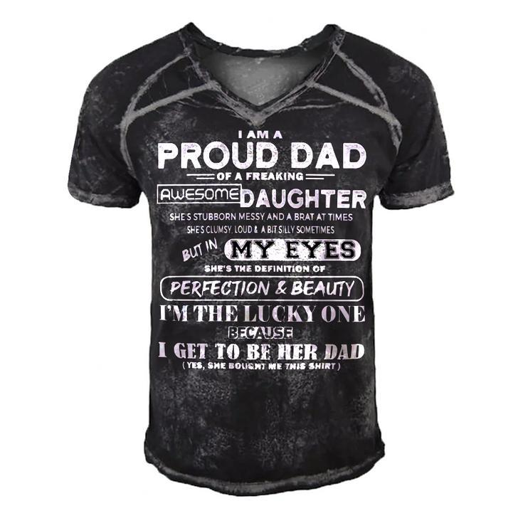 Father Grandpa I Am A Proud Dad Of A Freaking Awesome Daughter406 Family Dad Men's Short Sleeve V-neck 3D Print Retro Tshirt