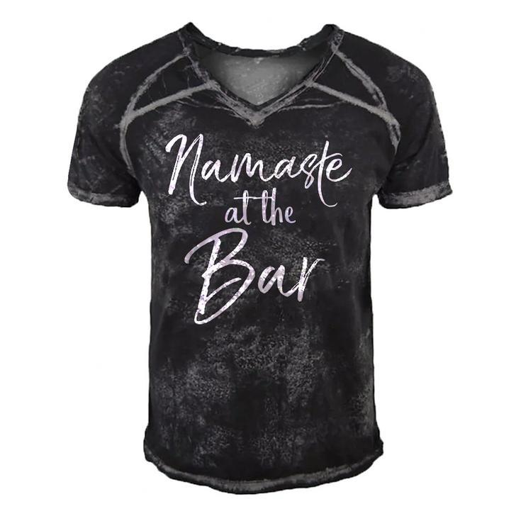 Funny Yoga Pun Alcohol Drinking Gift Cute Namaste At The Bar Men's Short Sleeve V-neck 3D Print Retro Tshirt