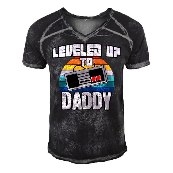 I Leveled Up To Daddy New Parent Gamer Promoted To Dad Men's Short Sleeve V-neck 3D Print Retro Tshirt
