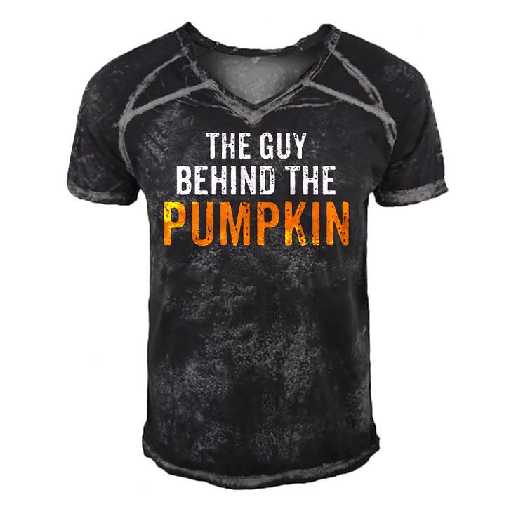 Im The Guy Behind The Pumpkin Dad Pregnancy Halloween Couple Men's Short Sleeve V-neck 3D Print Retro Tshirt
