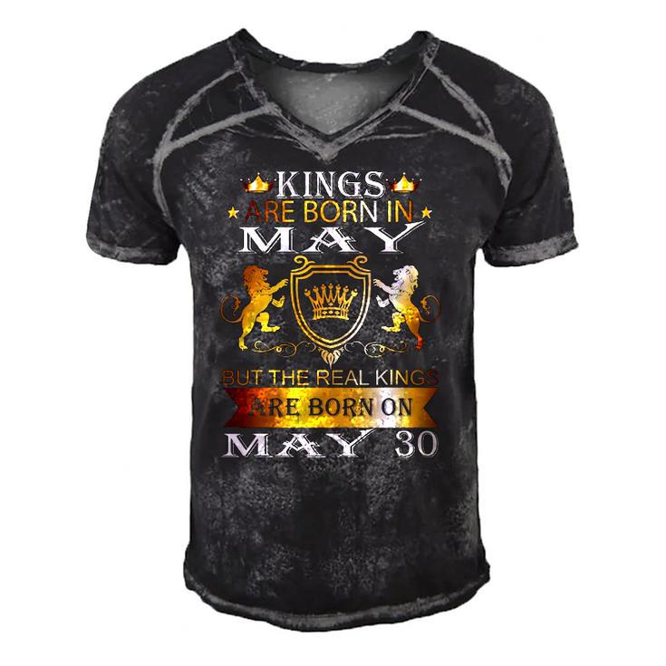 Kings Are Born On May 30Th Birthday Bday Men Boy Kid Men's Short Sleeve V-neck 3D Print Retro Tshirt
