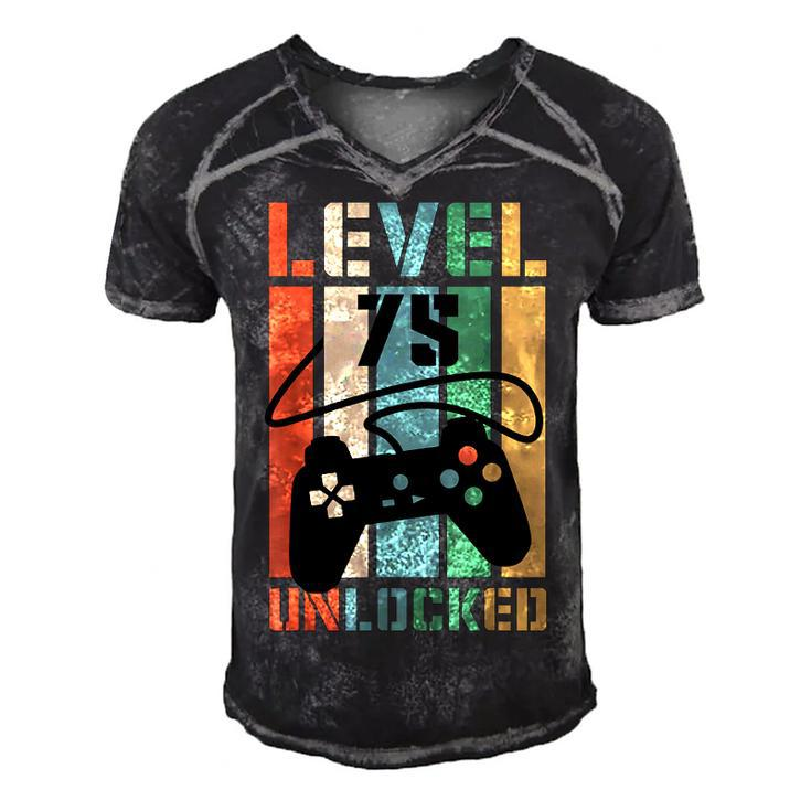 Level 75 Unlocked Funny Video Game 75Th Birthday Gamer Party  Men's Short Sleeve V-neck 3D Print Retro Tshirt