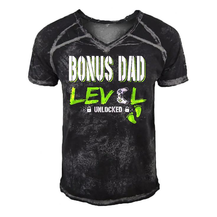 Mens Gaming Bonus Dad Level Unlocked Gamer Leveled Up Fathers Men's Short Sleeve V-neck 3D Print Retro Tshirt
