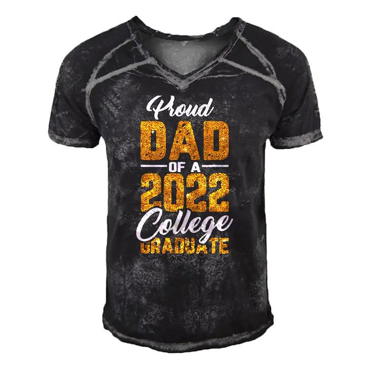 Mens Proud Dad Of A 2022 Graduate Graduation College Student Papa Men's Short Sleeve V-neck 3D Print Retro Tshirt