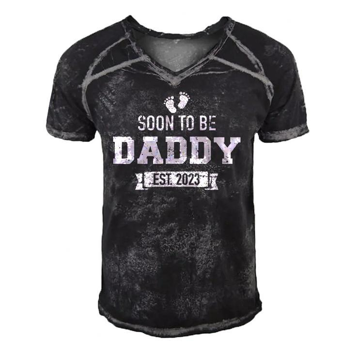 Mens Soon To Be Daddy 2023 Pregnancy Announcement Men's Short Sleeve V-neck 3D Print Retro Tshirt