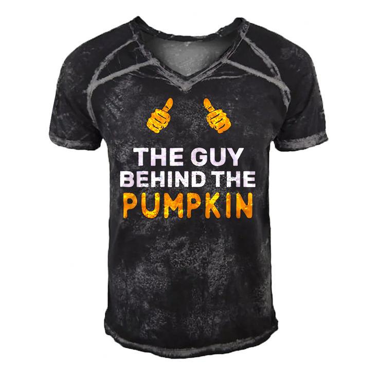 Mens The Guy Behind The Pumpkin Halloween Father Pregnancy Men's Short Sleeve V-neck 3D Print Retro Tshirt
