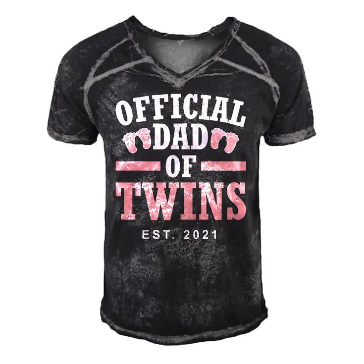 Official Dad Of Twins 2021 Father Girls Funny Twin Dad Men's Short Sleeve V-neck 3D Print Retro Tshirt