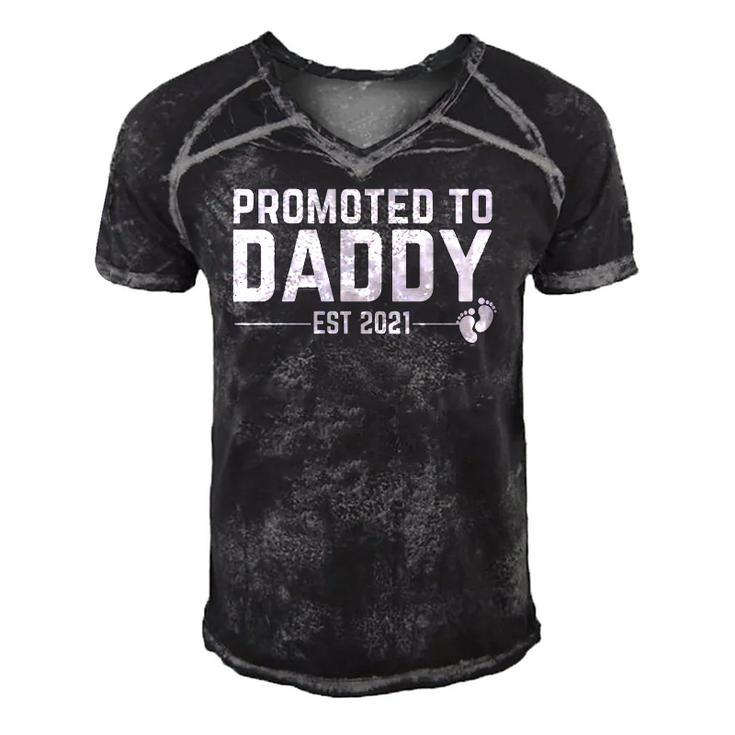 Promoted To Daddy 2021 For First Time Fathers New Dad Men's Short Sleeve V-neck 3D Print Retro Tshirt