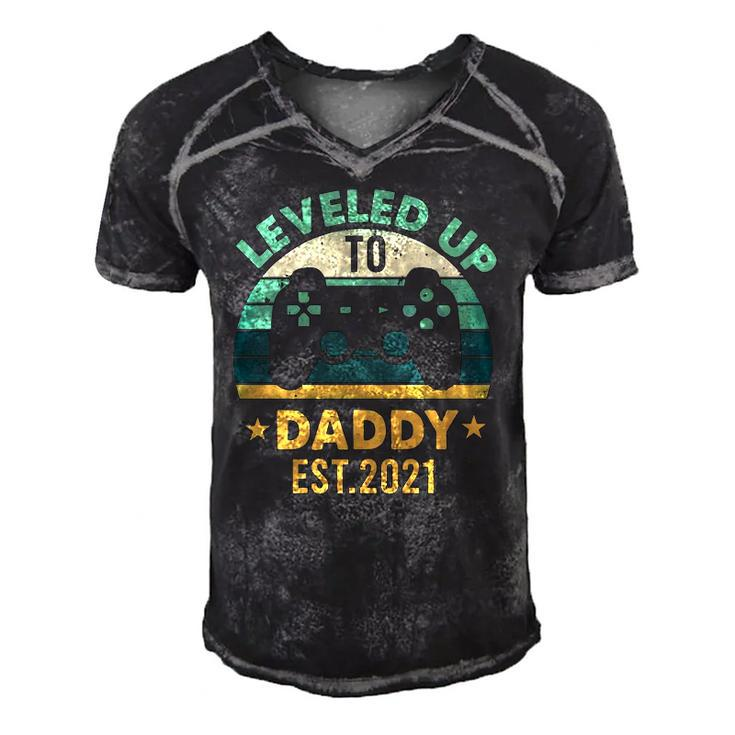 Promoted To Daddy Est 2021 Leveled Up To Daddy & Dad  Men's Short Sleeve V-neck 3D Print Retro Tshirt