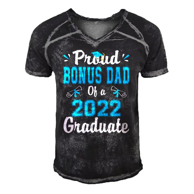 Proud Bonus Dad Of A 2022 Graduate School Men's Short Sleeve V-neck 3D Print Retro Tshirt
