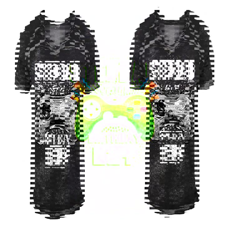 Stepdad Of The Birthday Boy Matching Family Video Game Party  Men's Short Sleeve V-neck 3D Print Retro Tshirt