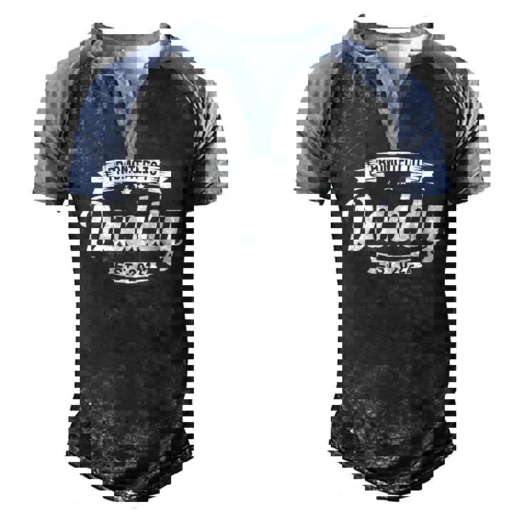 Mens Promote Daddy Est 2022 Dad Est 2022 First Fathers Day Men's Henley Raglan T-Shirt