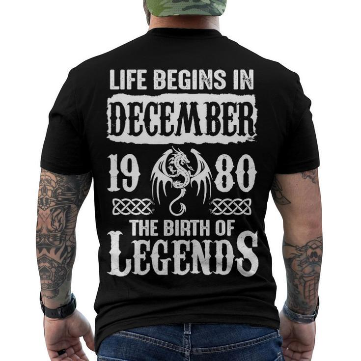 December 1980 Birthday Life Begins In December 1980 Men's T-Shirt Back Print