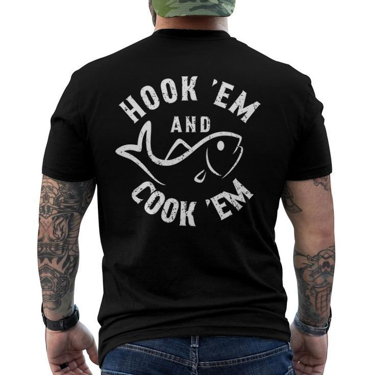 Hookem And Cookem Fishing Men's Back Print T-shirt