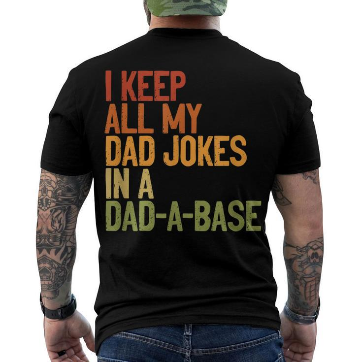 I Keep All My Dad Jokes In A Dad-A-Base Vintage Fathers Day Men's T-shirt Back Print