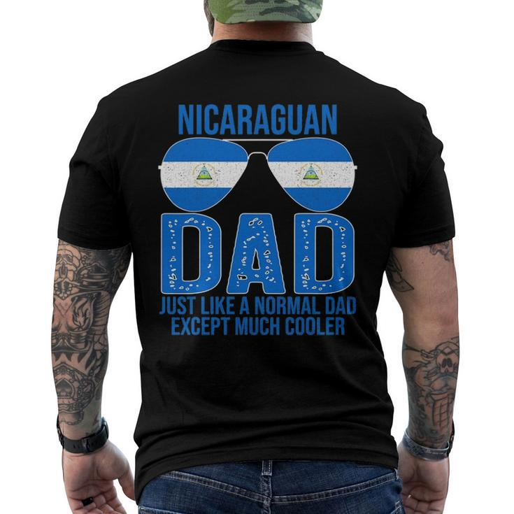Nicaraguan Dad Nicaragua Flag Sunglasses Fathers Day Men's Back Print T-shirt