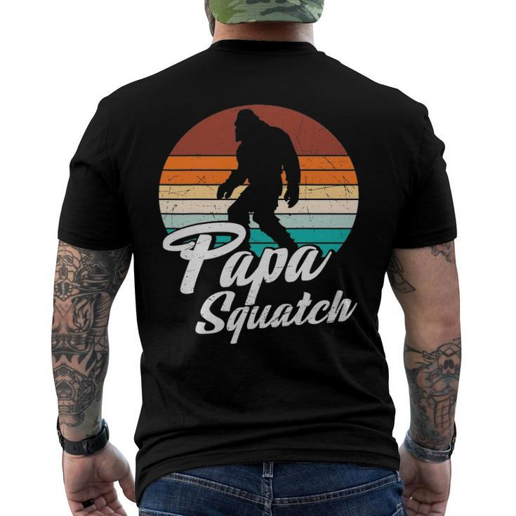 Retro Papa Squatch Yeti Vintage Men's Back Print T-shirt