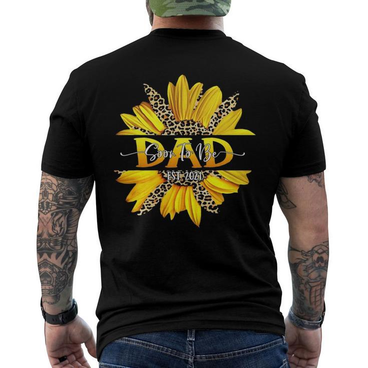 Soon To Be Dad 2021 Leopard Print First Time Dad Father Day Men's Back Print T-shirt