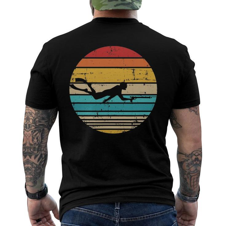 Spearfishing Vintage Retro Fishing Lover Men's Back Print T-shirt