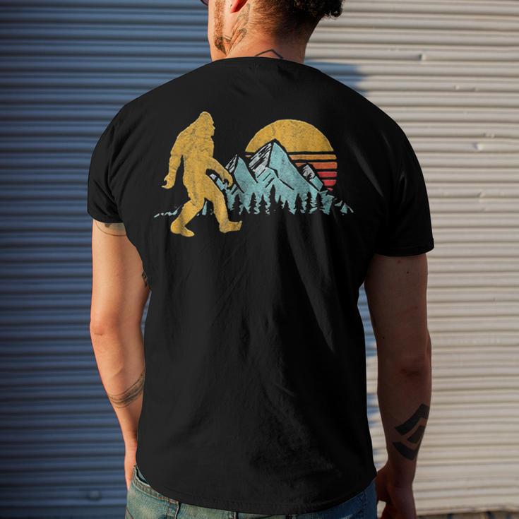 Vintage Retro Bigfoot Believe Silhouette Mountain Sun 234 Shirt Men's Crewneck Short Sleeve Back Print T-shirt Gifts for Him