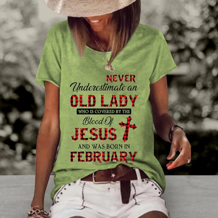 Never Underestimate An Old Lady Who Is Covered By February Women's Short Sleeve Loose T-shirt