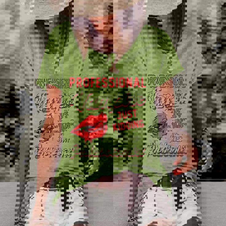 Professional Vampire Phlebotomyl Nurse Retro Phlebotomist Women's Short Sleeve Loose T-shirt