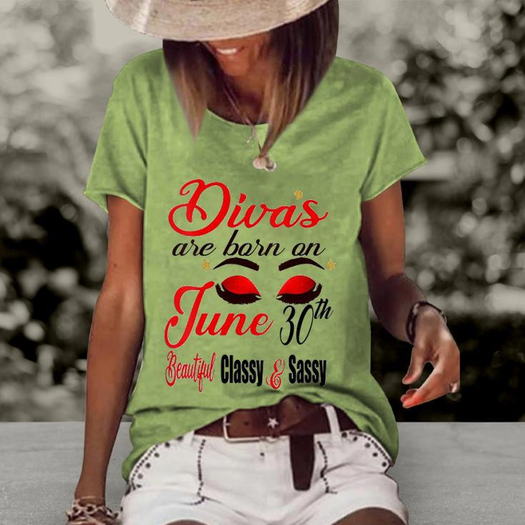 Womens Divas Are Born On June 30Th Cancer Girl Astrology June Queen V Neck Women's Short Sleeve Loose T-shirt