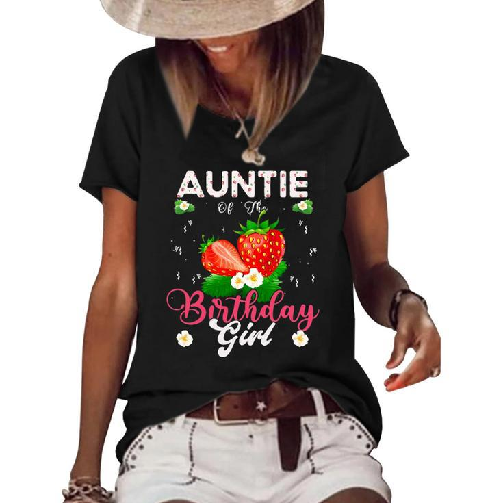 Auntie Of The Birthday Girls Strawberry Theme Sweet Party Women's Short Sleeve Loose T-shirt