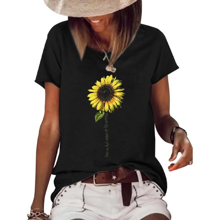 Being An Aunt Makes My Life Complete  Sunflower Gift Women's Short Sleeve Loose T-shirt