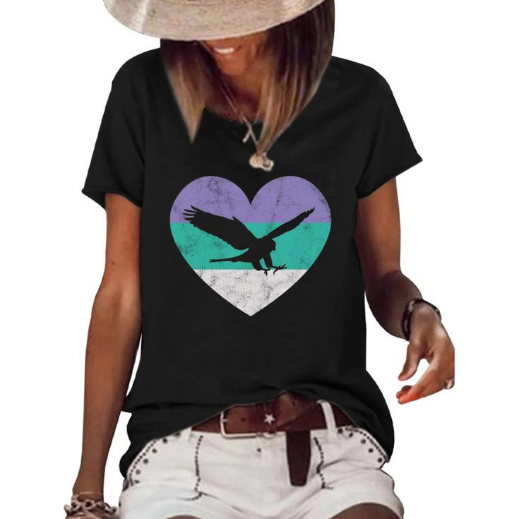 Falcon Bird Gift For Women & Girls Retro Cute  Women's Short Sleeve Loose T-shirt
