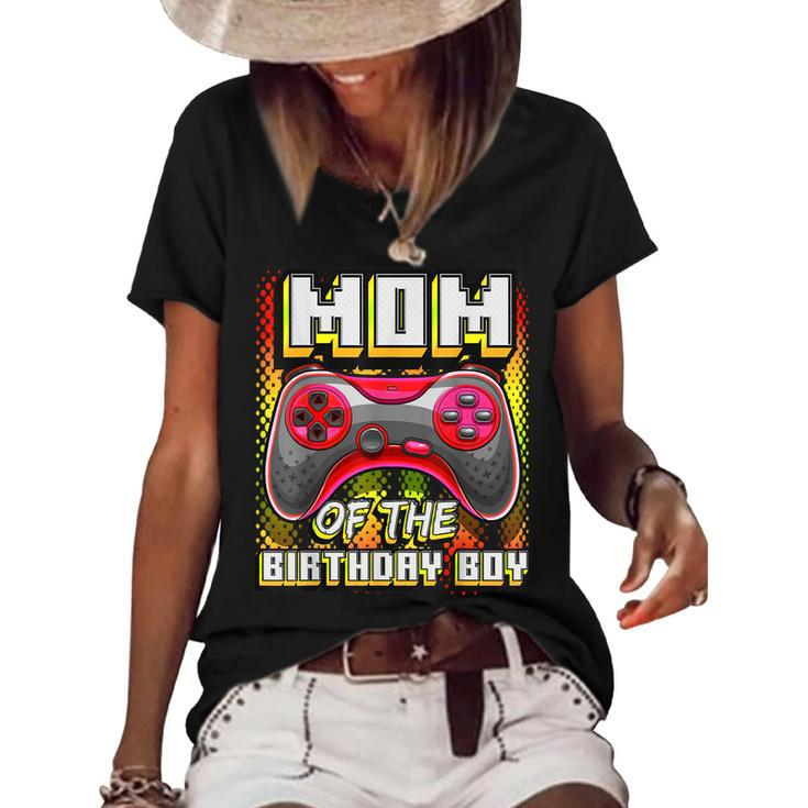 Mom Of The Birthday Boy Matching Video Gamer Birthday Party  Women's Short Sleeve Loose T-shirt