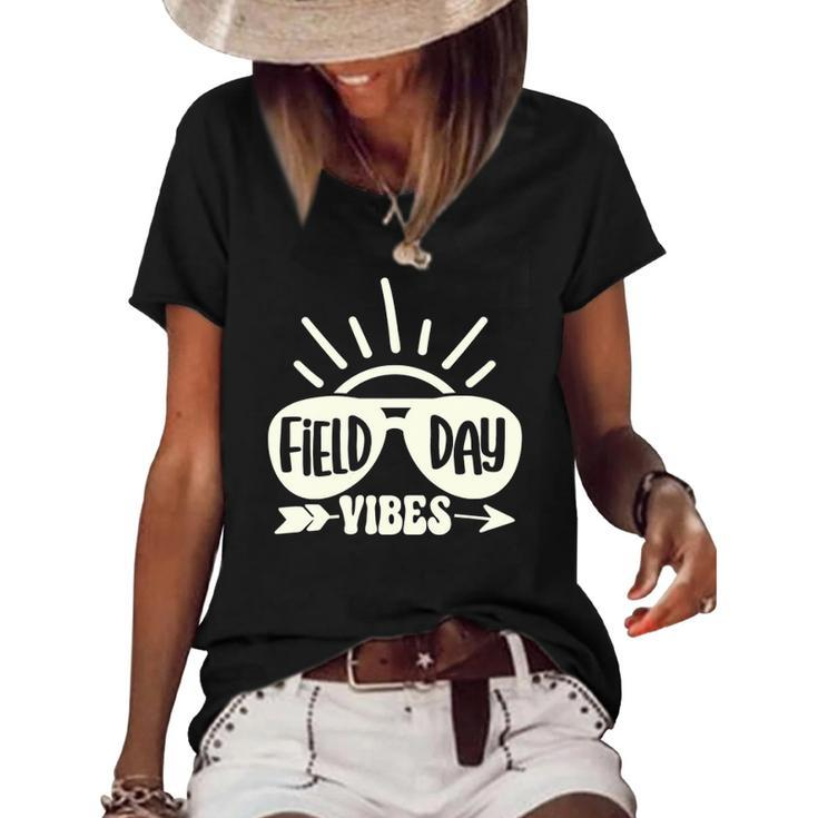 Womens Field Day Vibes Funny  For Teacher Kids Field Day 2022  Women's Short Sleeve Loose T-shirt