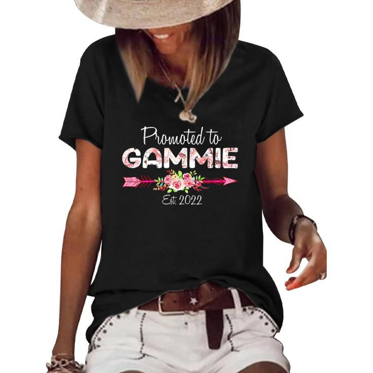 Womens Promoted To Gammie Est 2022 Tee Cute Mothers Day Gift Women's Short Sleeve Loose T-shirt