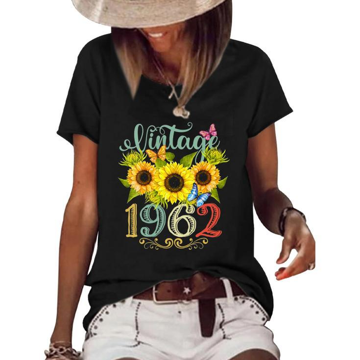 Womens Sunflower Floral Butterfly Vintage 1962 Funny 60Th Birthday Women's Short Sleeve Loose T-shirt