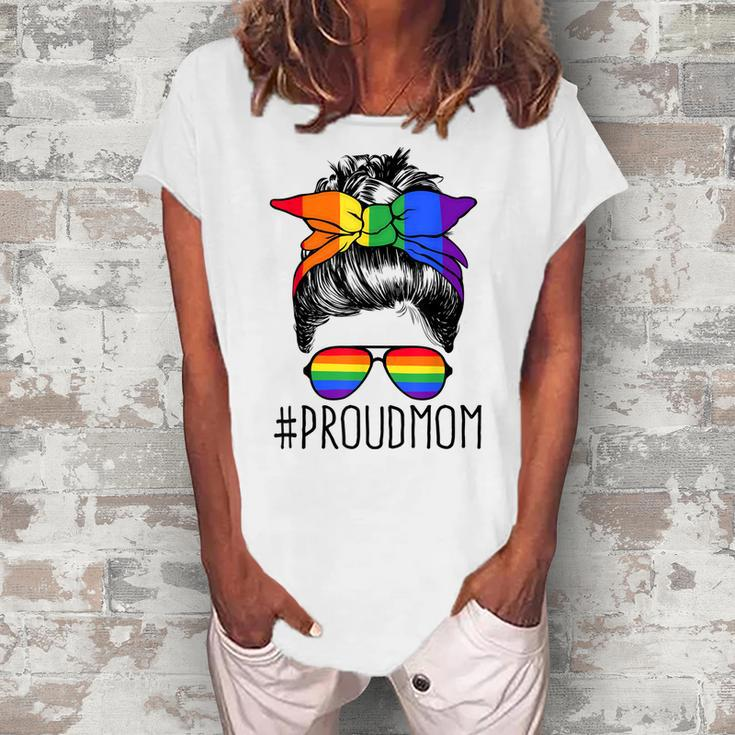 Proud Mom Messy Hair Bun Lgbtq Rainbow Flag Lgbt Pride Ally V3 Women's Loosen T-shirt