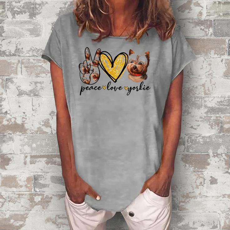 Peace Love Yorkie Dog Lovers Yorkshire Terrier Dad Mom Women's Loosen T-Shirt