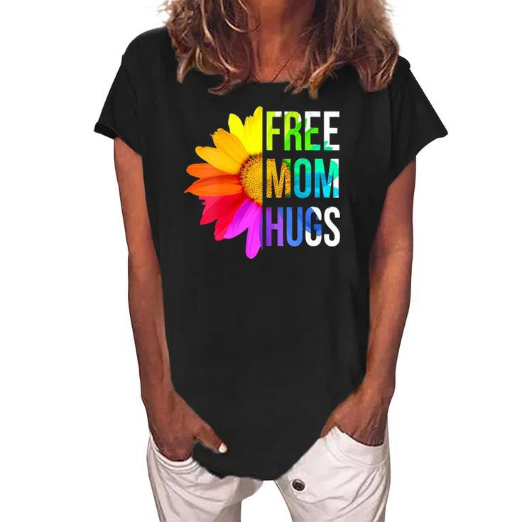 Womens Free Mom Hugs Gay Pride Lgbt Daisy Rainbow Flower Hippie Women's Loosen Crew Neck Short Sleeve T-Shirt